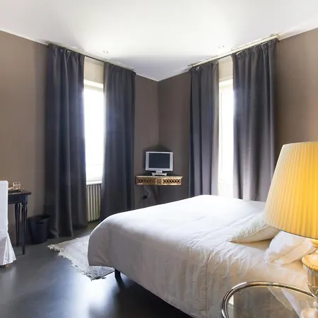 Sleeps 13 Pool Wifi *